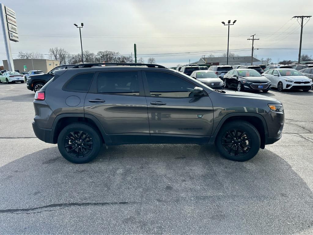 used 2023 Jeep Cherokee car, priced at $24,269