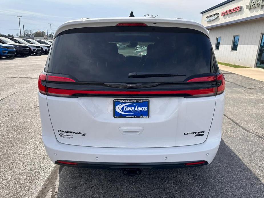 new 2024 Chrysler Pacifica car, priced at $52,788