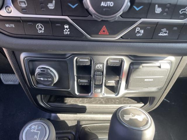 new 2025 Jeep Wrangler car, priced at $53,006