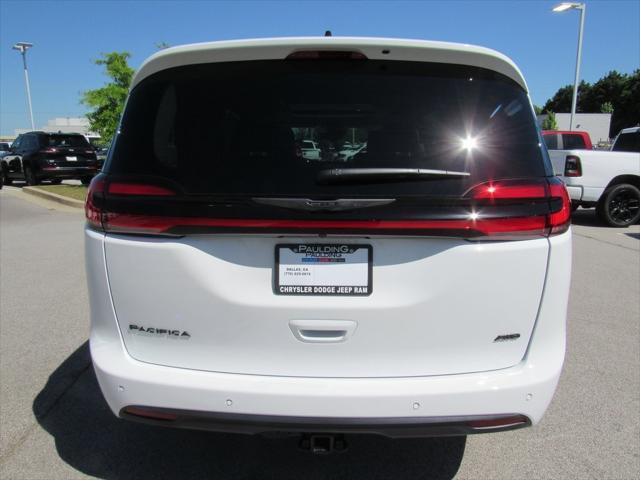 new 2024 Chrysler Pacifica car, priced at $46,243