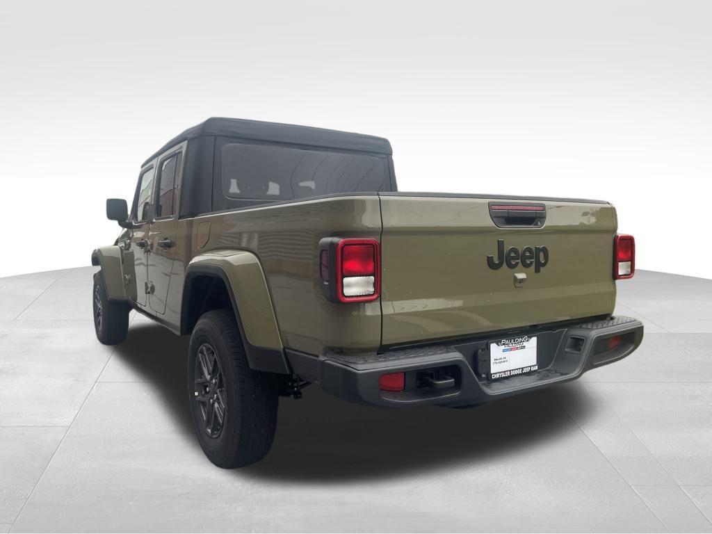 new 2025 Jeep Gladiator car, priced at $38,427