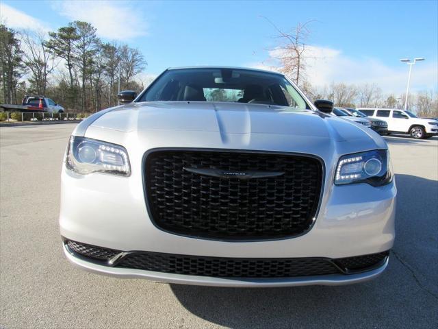 new 2023 Chrysler 300 car, priced at $33,000