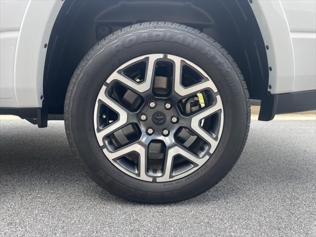 new 2025 Ram 1500 car, priced at $60,061