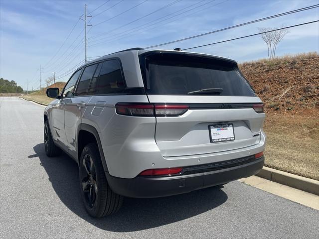 new 2025 Jeep Grand Cherokee car, priced at $42,494