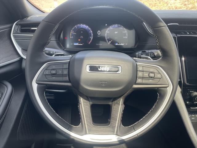 new 2025 Jeep Grand Cherokee car, priced at $42,494