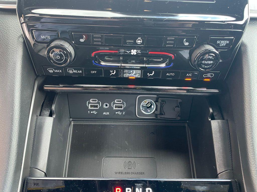 new 2025 Jeep Grand Cherokee car, priced at $36,683