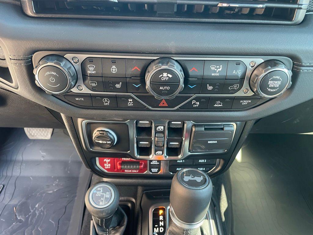 new 2026 Jeep Wrangler car, priced at $61,047