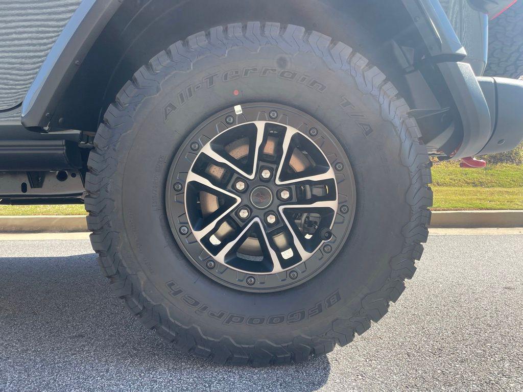 new 2026 Jeep Wrangler car, priced at $61,047