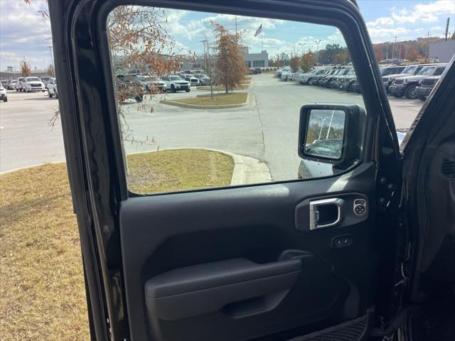 new 2025 Jeep Wrangler car, priced at $50,561