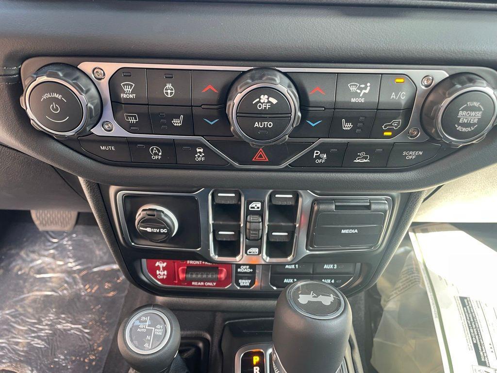 new 2026 Jeep Wrangler car, priced at $58,547