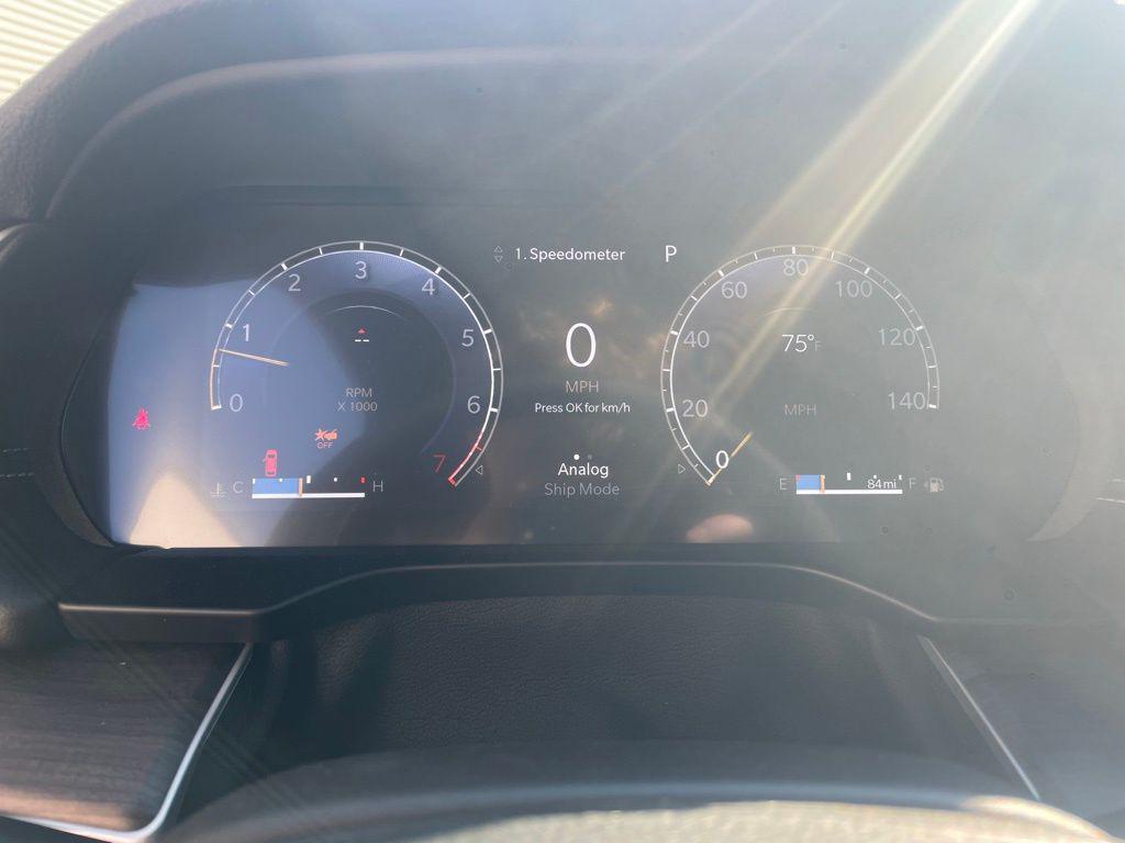new 2025 Jeep Grand Cherokee car, priced at $43,931