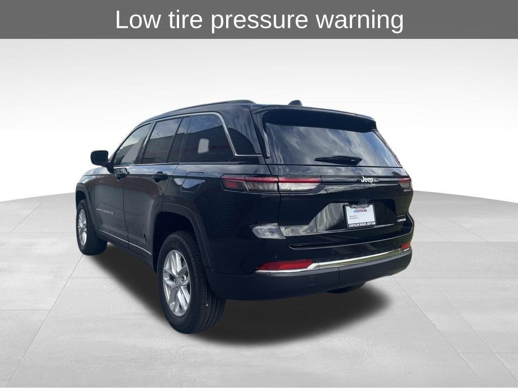 new 2025 Jeep Grand Cherokee car, priced at $33,274