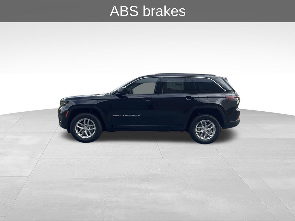 new 2025 Jeep Grand Cherokee car, priced at $33,274