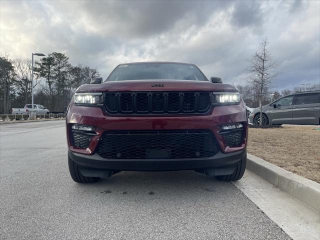 new 2025 Jeep Grand Cherokee car, priced at $50,381