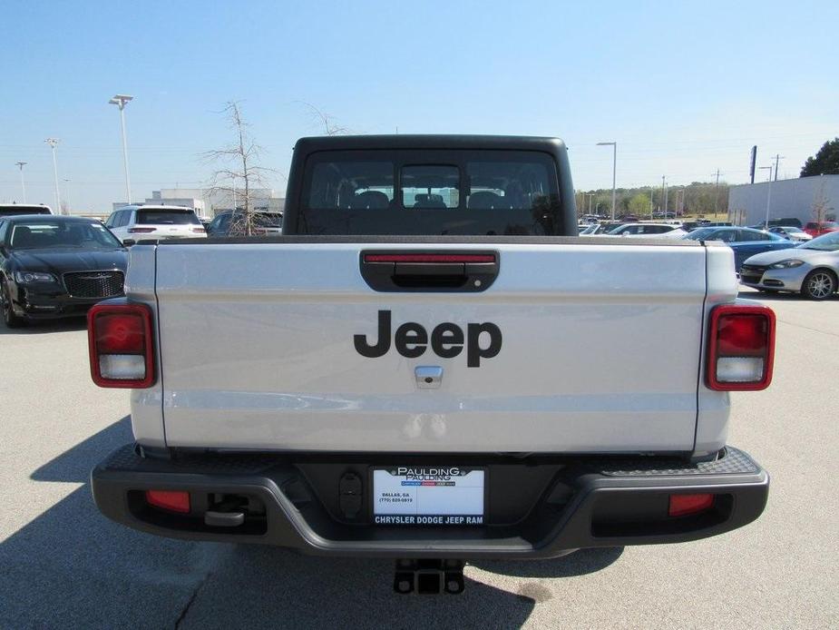 new 2024 Jeep Gladiator car, priced at $38,706