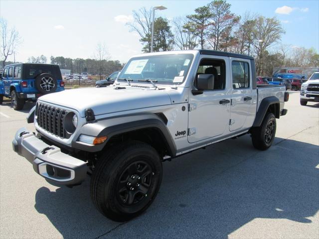 new 2024 Jeep Gladiator car, priced at $39,004