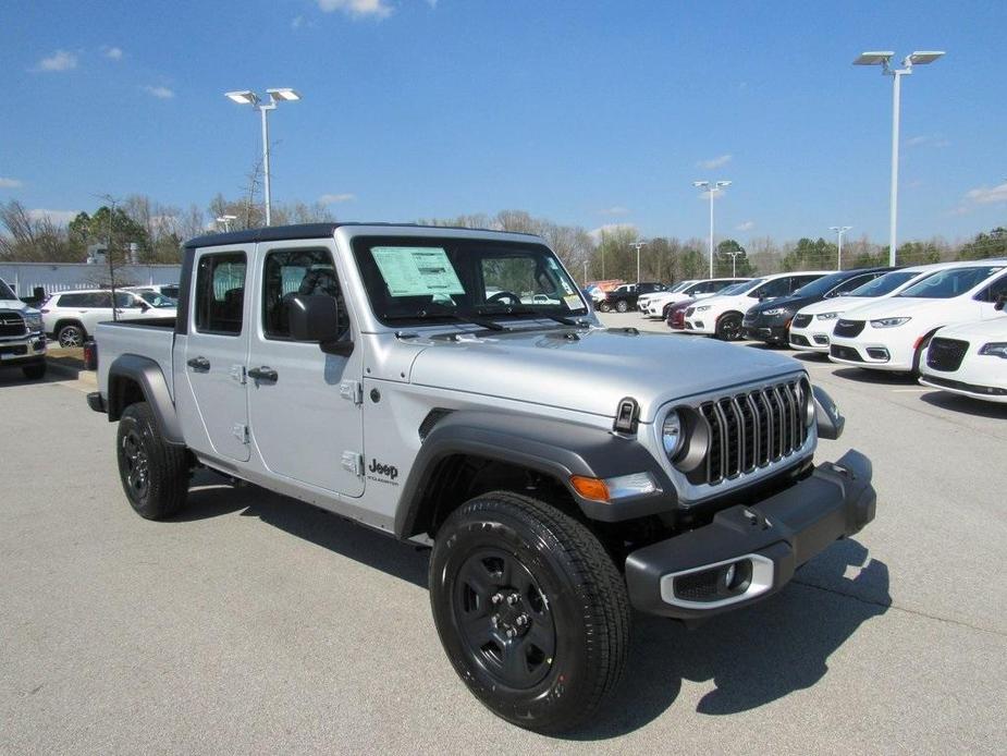 new 2024 Jeep Gladiator car, priced at $39,706