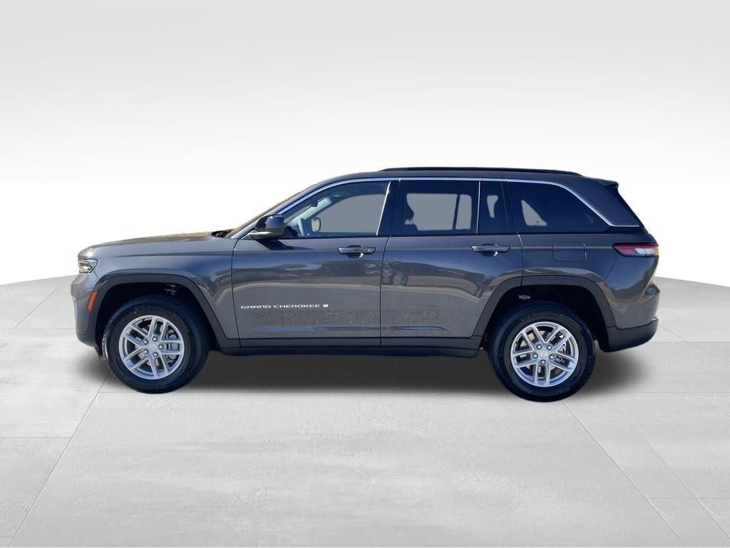new 2025 Jeep Grand Cherokee car, priced at $33,774