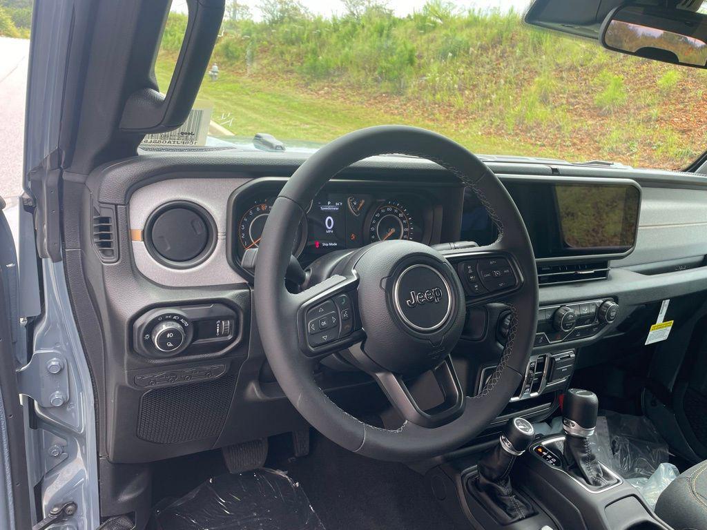 new 2025 Jeep Gladiator car, priced at $37,461