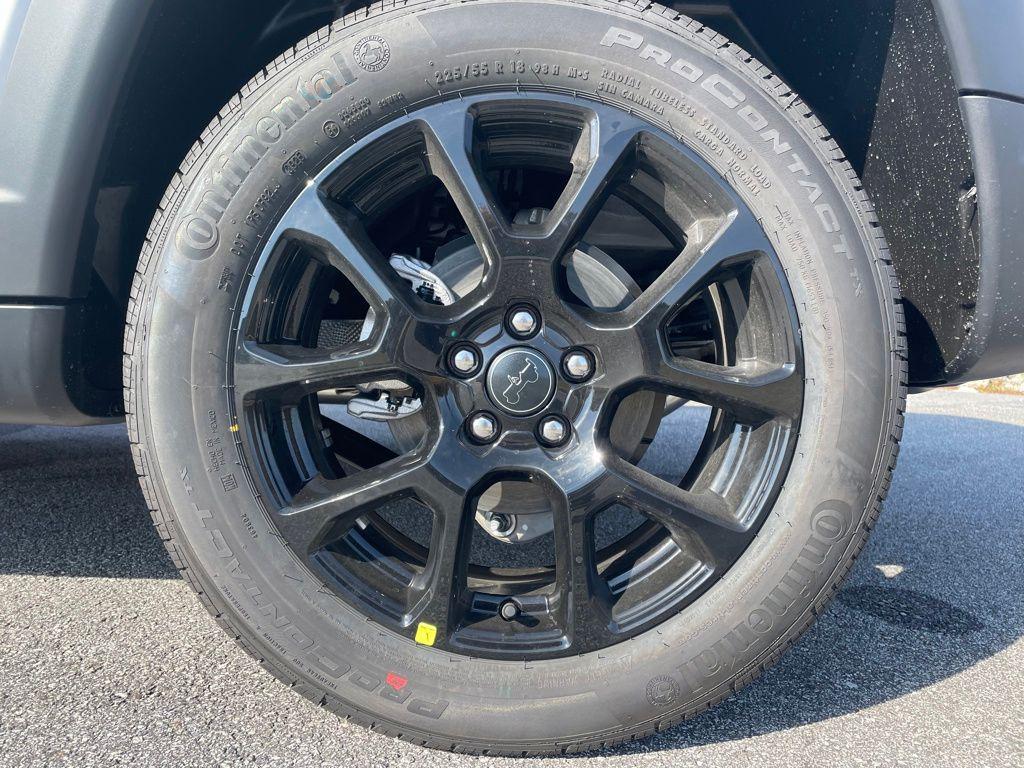 new 2026 Jeep Compass car, priced at $29,395