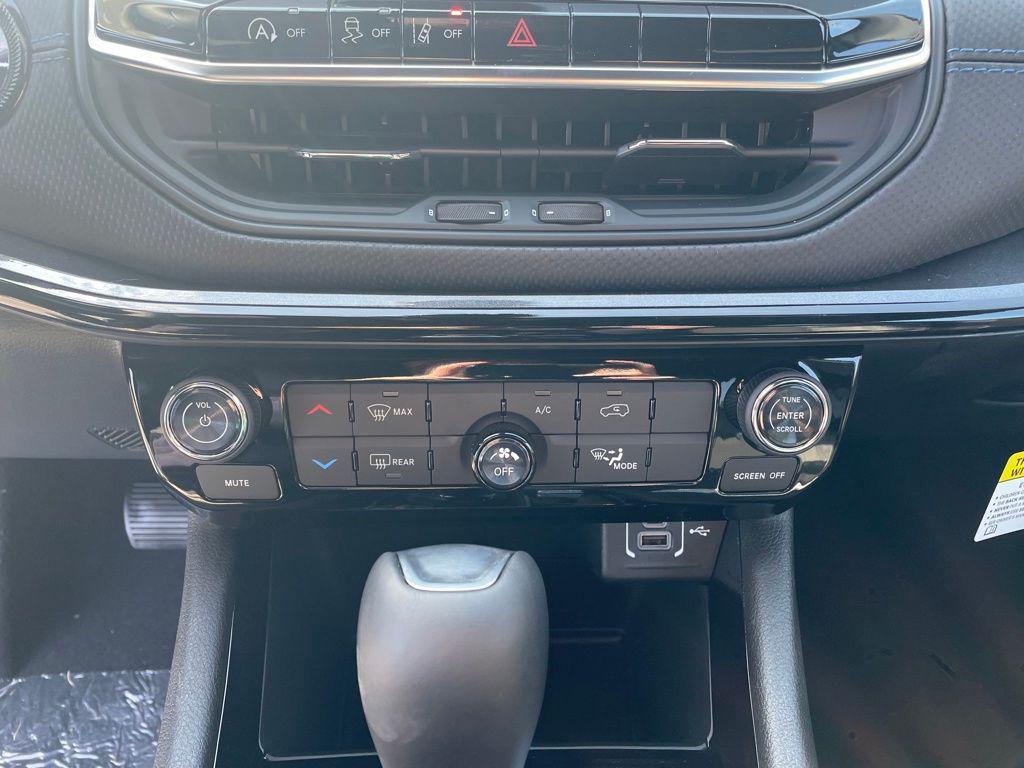 new 2026 Jeep Compass car, priced at $29,395