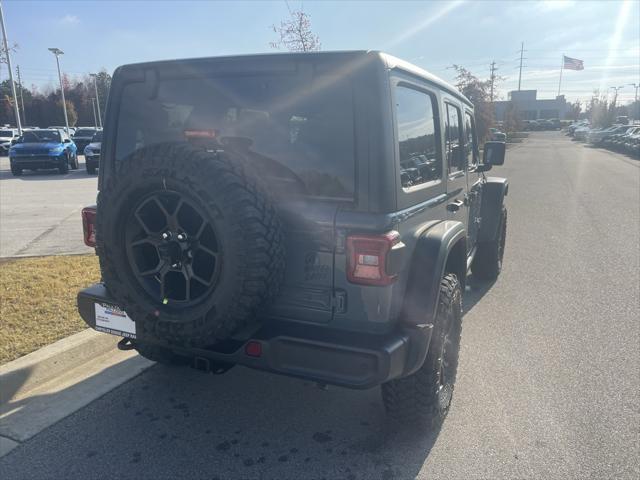 new 2025 Jeep Wrangler car, priced at $53,665