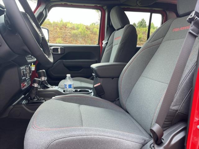 new 2025 Jeep Gladiator car, priced at $47,430