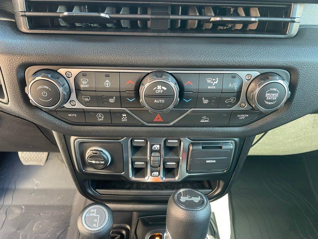 new 2026 Jeep Wrangler car, priced at $48,295