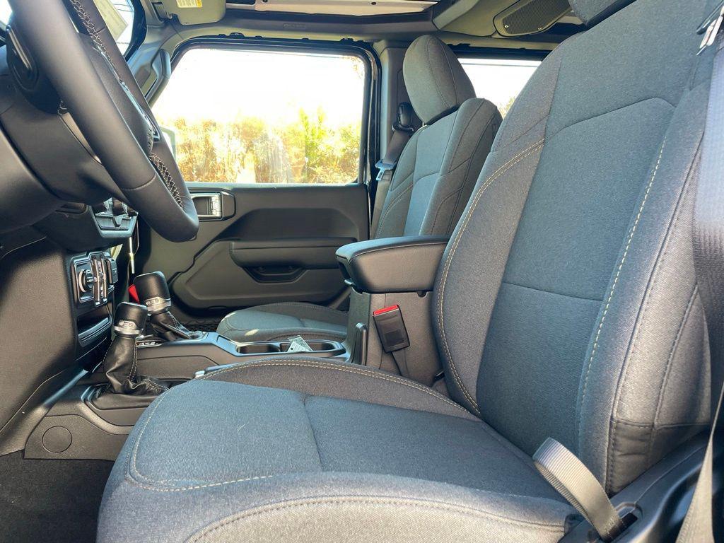 new 2026 Jeep Wrangler car, priced at $48,295