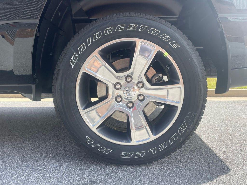 new 2025 Ram 1500 car, priced at $39,062