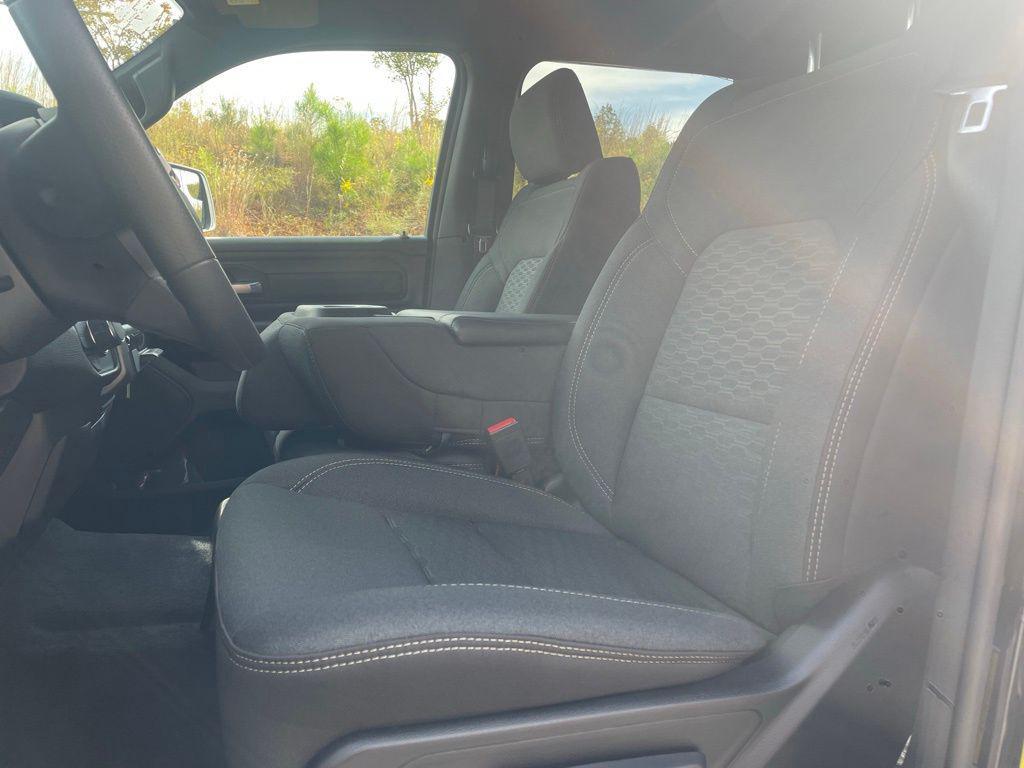 new 2025 Ram 1500 car, priced at $39,062