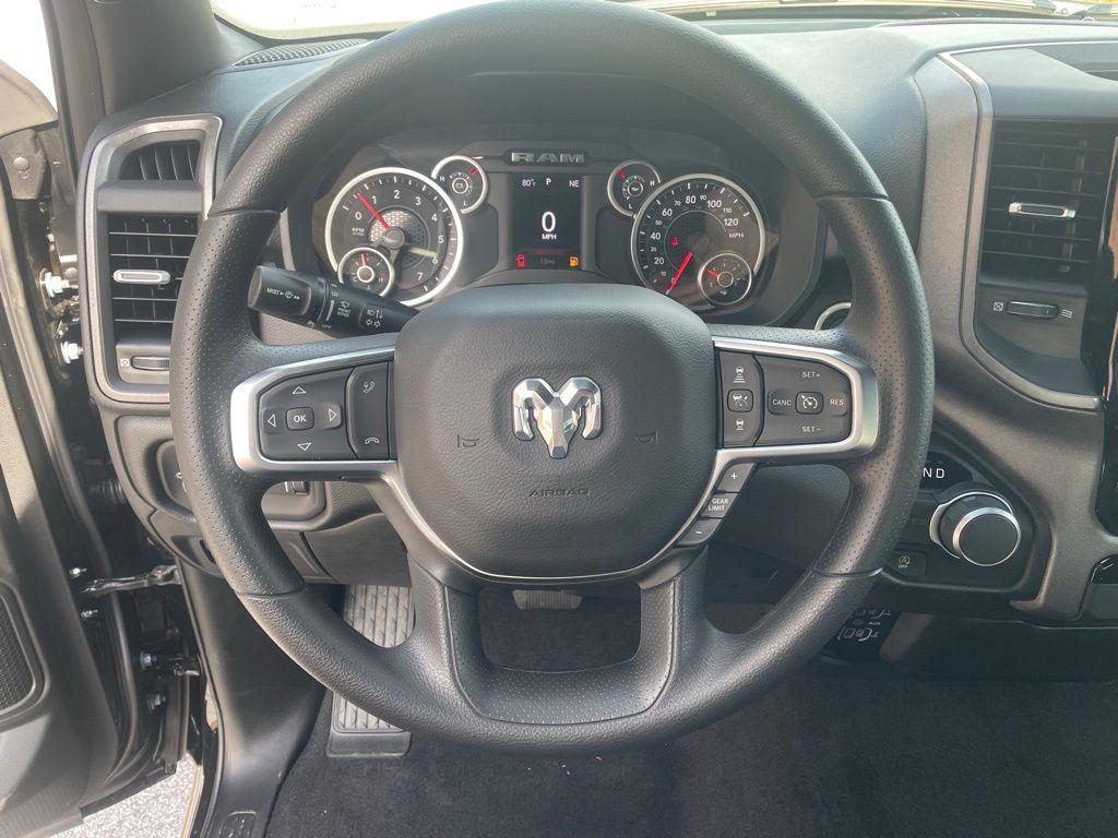 new 2025 Ram 1500 car, priced at $39,062