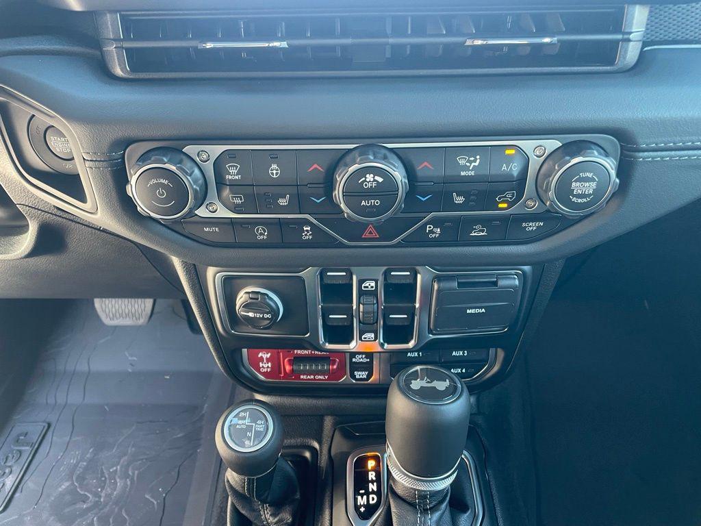 new 2026 Jeep Wrangler car, priced at $61,052