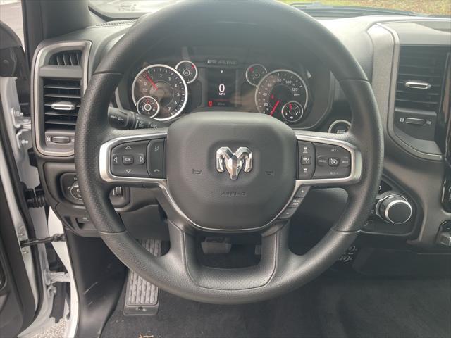 new 2025 Ram 1500 car, priced at $42,947