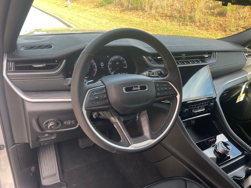 new 2025 Jeep Grand Cherokee L car, priced at $48,802