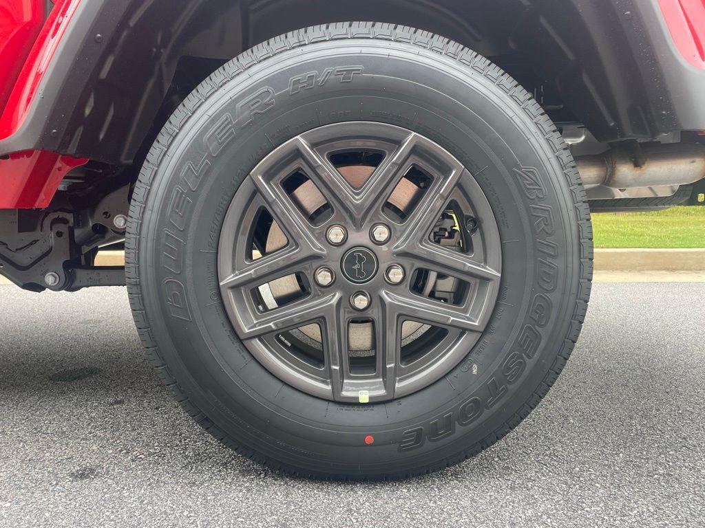 new 2025 Jeep Gladiator car, priced at $35,461