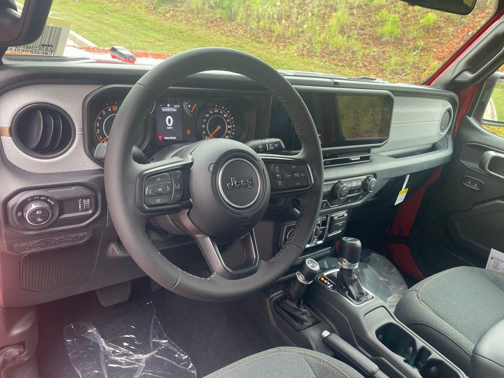 new 2025 Jeep Gladiator car, priced at $41,605
