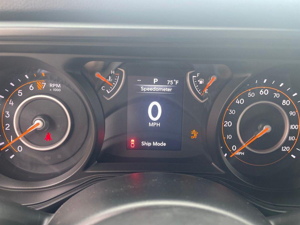 new 2025 Jeep Gladiator car, priced at $35,461