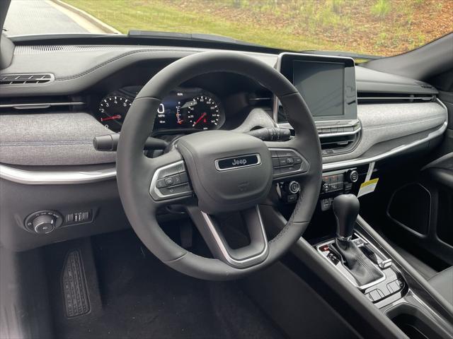 new 2025 Jeep Compass car, priced at $25,999