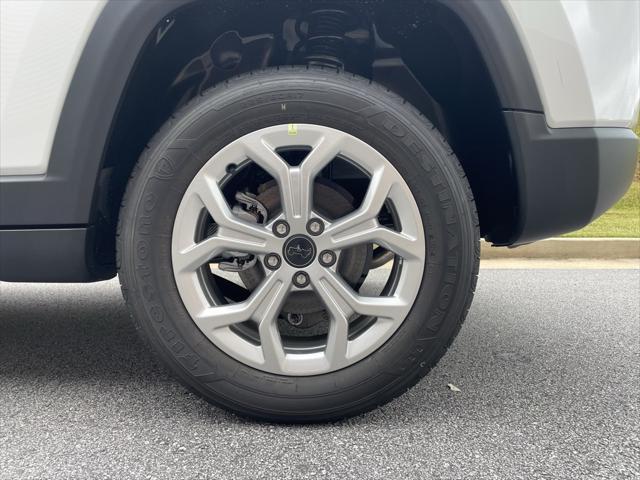 new 2025 Jeep Compass car, priced at $25,999
