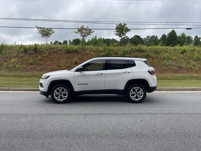 new 2025 Jeep Compass car, priced at $25,999