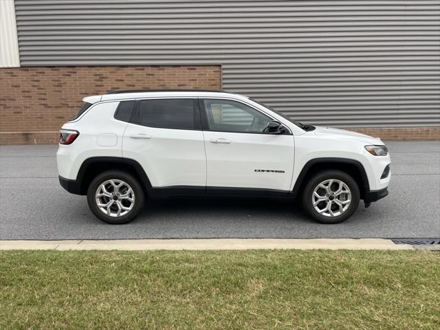 new 2025 Jeep Compass car, priced at $25,999
