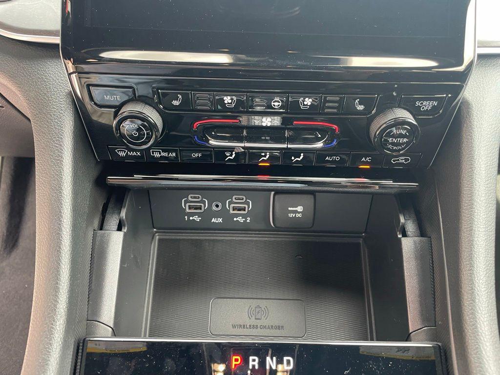 new 2025 Jeep Grand Cherokee L car, priced at $48,802