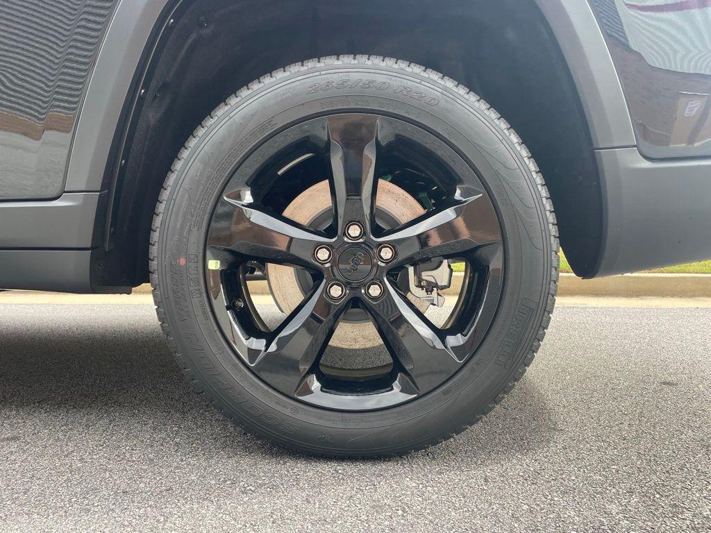 new 2025 Jeep Grand Cherokee L car, priced at $48,802