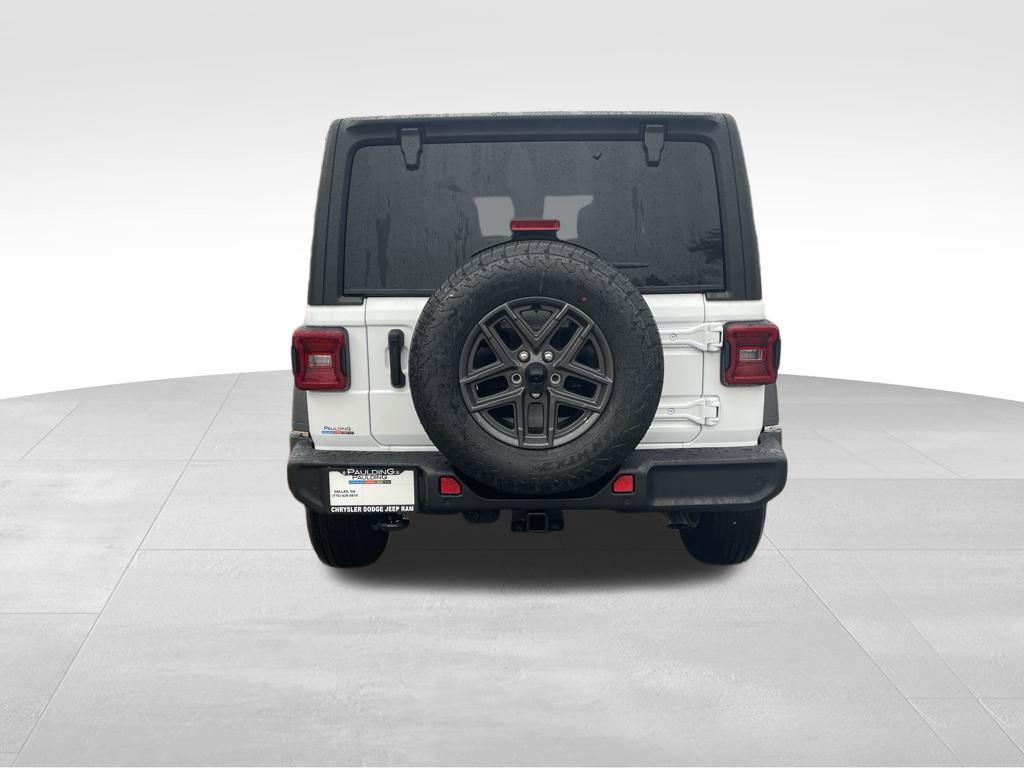 new 2025 Jeep Wrangler car, priced at $46,822