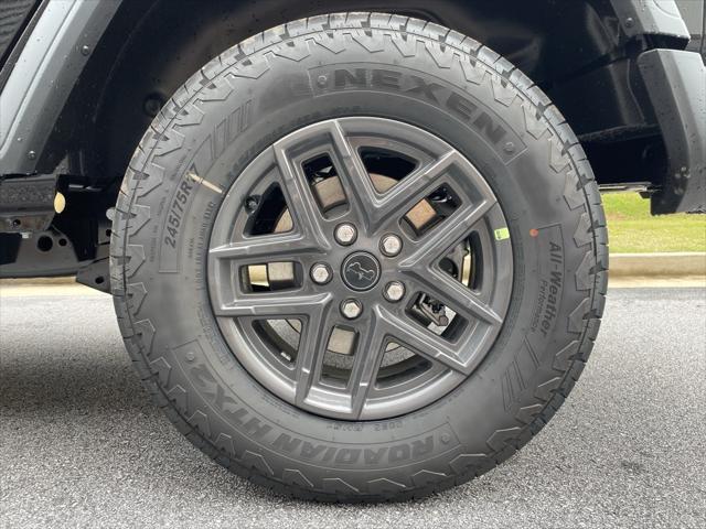 new 2025 Jeep Wrangler car, priced at $41,235