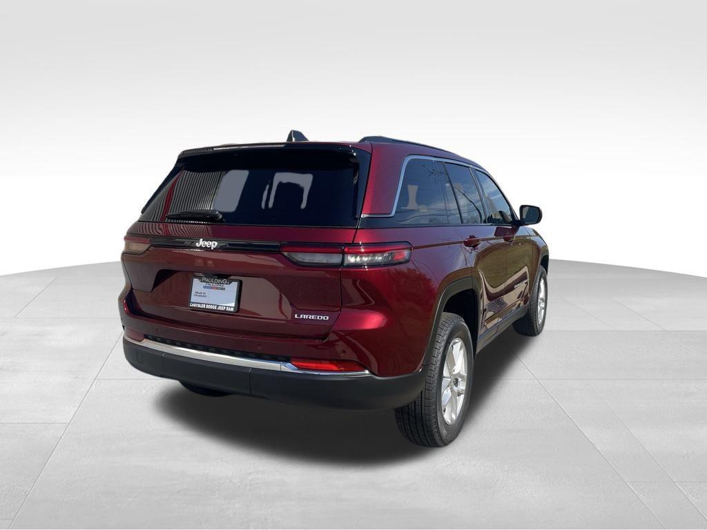 new 2025 Jeep Grand Cherokee car, priced at $38,024