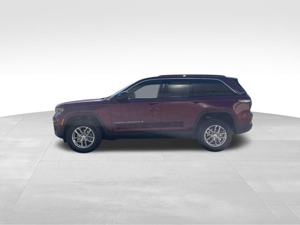 new 2025 Jeep Grand Cherokee car, priced at $38,024
