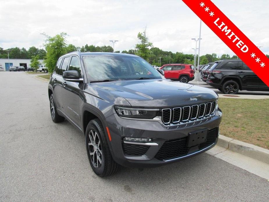 used 2023 Jeep Grand Cherokee car, priced at $37,000