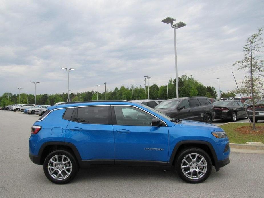 new 2024 Jeep Compass car, priced at $34,992